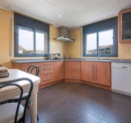 Holiday home Txalet Ra Frente Al Mar Calafell
